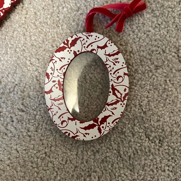 Christmas Ornament Photo Frames - Picture 2 of 9